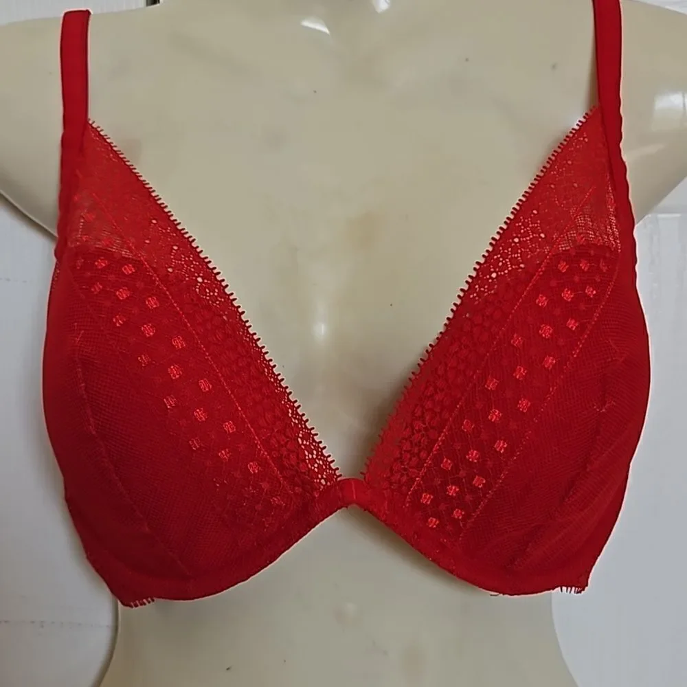 Victoria's Secret Women's Lace Underwire Lightly Padded Plunge Bra Red 32DD - Picture 6 of 16